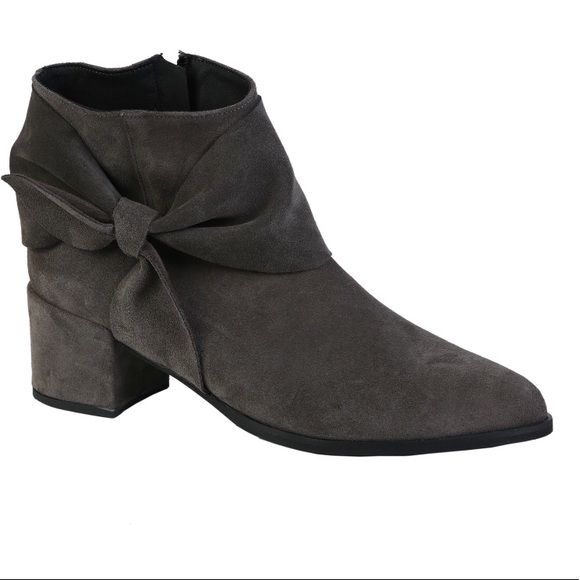 Grey suede booties - Picture 1 of 2